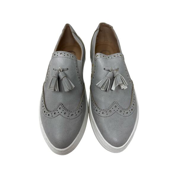 Journee Collection Alisha Gray Tassel Platform Loafers 6.5 - Picture 4 of 8